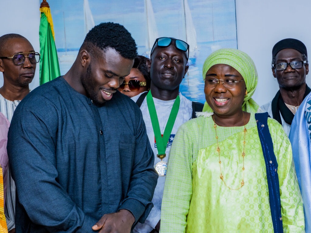 Le champion de MMA Reug Reug reçu au MPIMP : une rencontre entre sport, inspiration et engagement